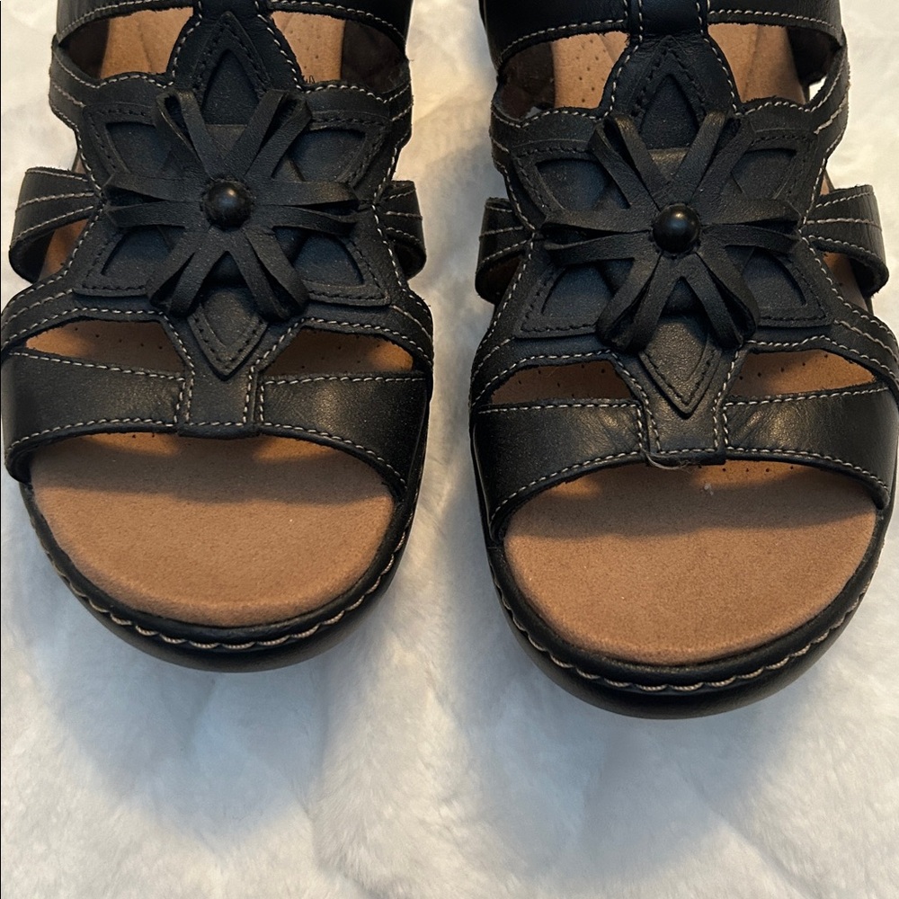 Clarks Black Floral Women's Sandals. Never worn, size 10. - Picture 5 of 5